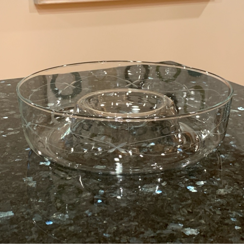 Princess House crystal z-cut chip ‘n dip server fruit veggie shrimp bowl #401Z